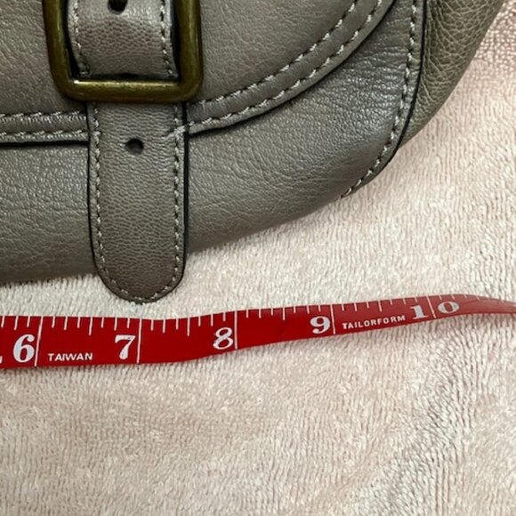 Nice gently used leather Frye shoulder handbag - Picture 3 of 10